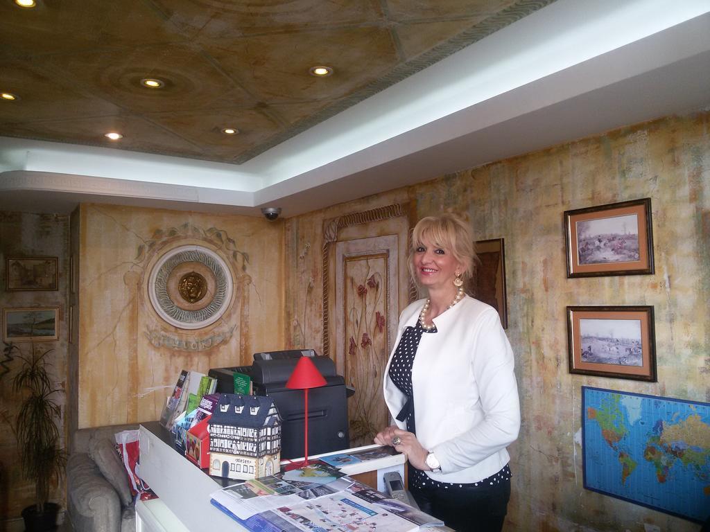 Hostel Pansion Lion Sarajevo Bagian luar foto
