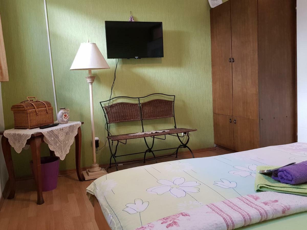 Hostel Pansion Lion Sarajevo Bagian luar foto