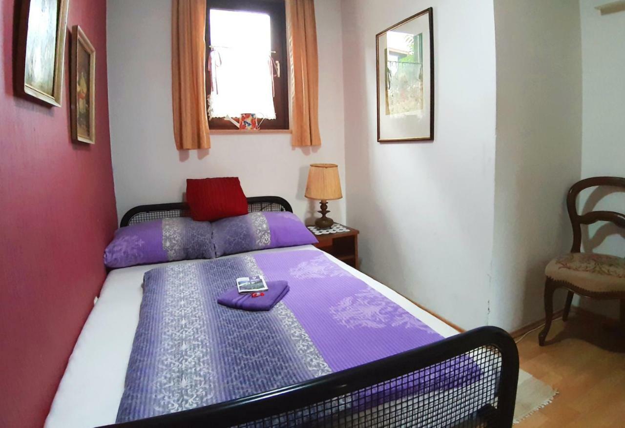 Hostel Pansion Lion Sarajevo Bagian luar foto