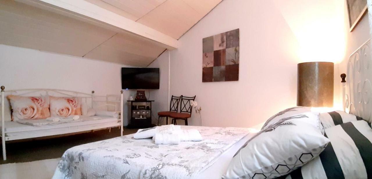 Hostel Pansion Lion Sarajevo Bagian luar foto